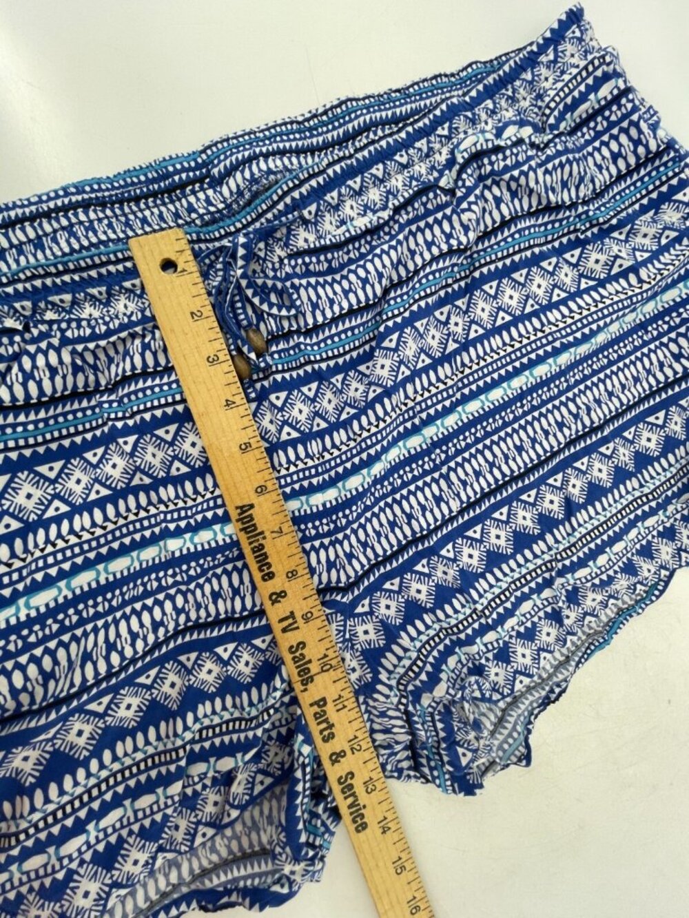 Old Navy Blue White Pattern Pull On Paper Bag Drawstring Waist Shorts Size XXL - Picture 11 of 13